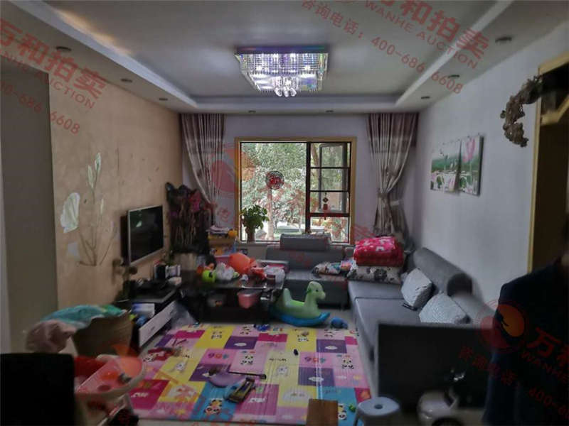 三一街區(qū)法拍房二期13、14棟201號(hào)