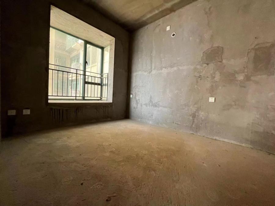 富基世紀(jì)公園法拍房52#、53#棟1106室