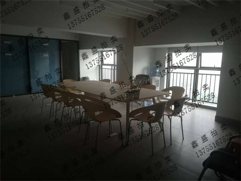 山水華景家苑法拍房B座1704、1706、1707、1708號房及室內(nèi)家具物品