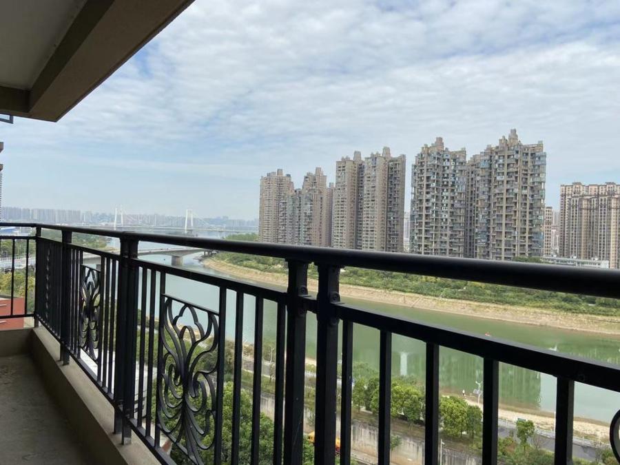 （一線河景房）恒大清瀾苑法拍房3棟3302房