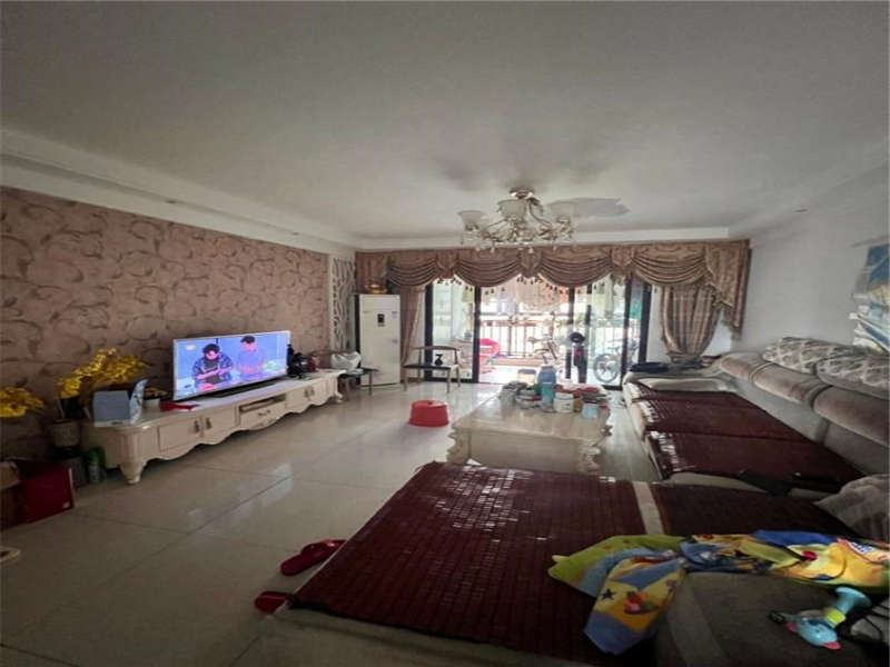 中海國際社區(qū)二期（中海江御名園）法拍房二期二區(qū)3、4棟808房