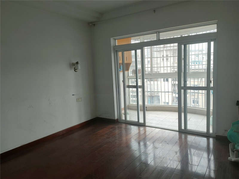 楚天家園法拍房1棟（實(shí)勘藍(lán)天閣D座）1208、1308號