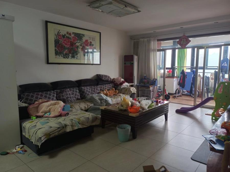 同發(fā)南國(guó)新城法拍房A、B、C、D棟505室