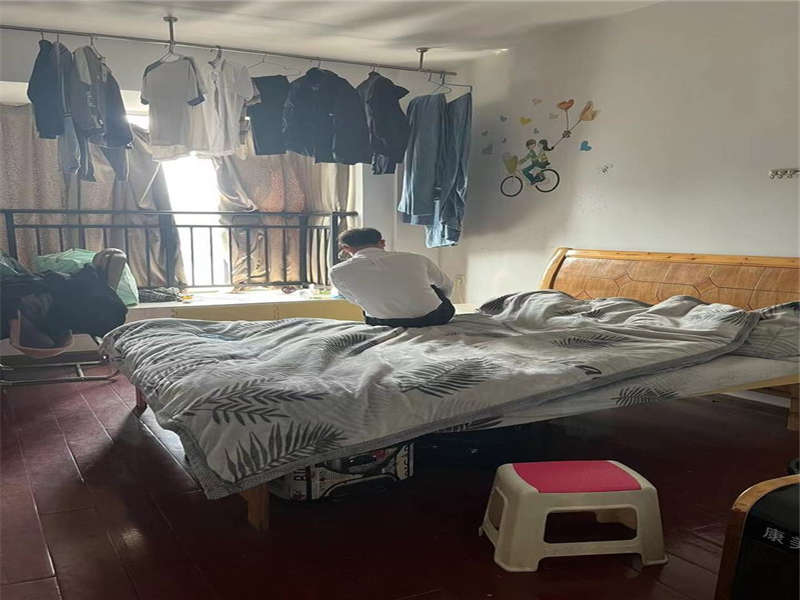 金典商務(wù)中心法拍房1、2、3、4棟617號