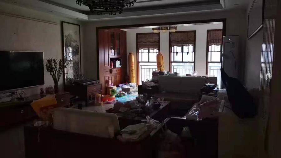 中隆國(guó)際御璽法拍房7號(hào)棟D-902號(hào)