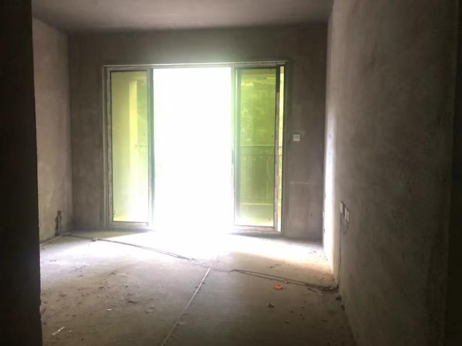 富基世紀(jì)公園法拍房三期46、47、48棟203室