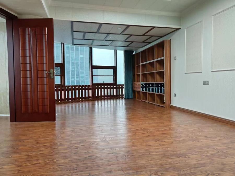 湘江世紀城湘江豪庭法拍房7棟1603房（雙學(xué)區(qū)）