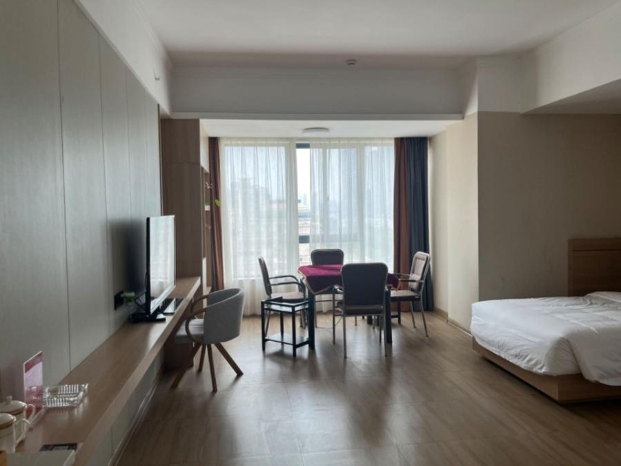 湖南華?。ɑ鹧骈_發(fā)區(qū)二片）法拍房1棟703號(hào)