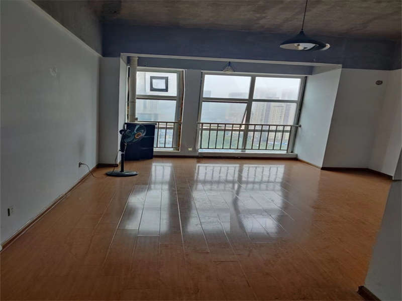 恒泰廣場（恒泰商業(yè)廣場）法拍房1棟（塔樓）、5棟（塔樓）、商業(yè)（裙房）地下室1322房