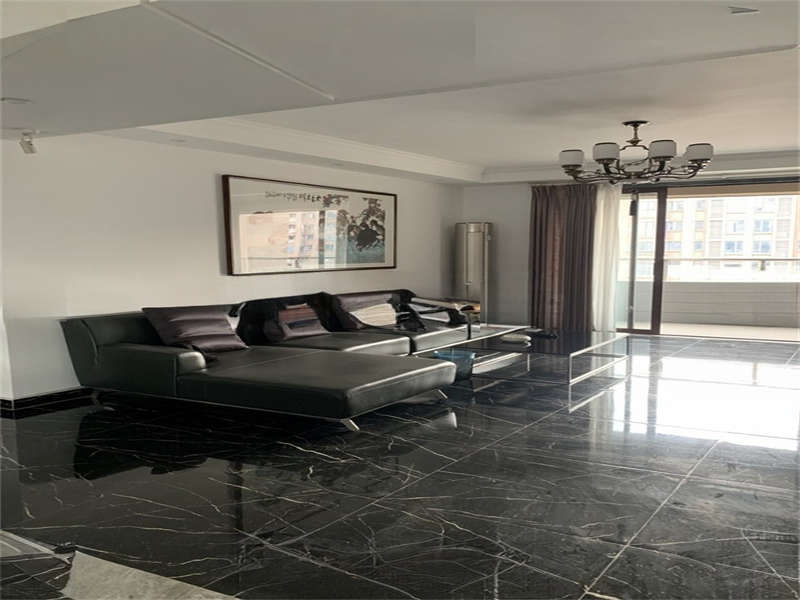 福祥家園法拍房8棟2602室及其配屬車位、雜物間(含室內(nèi)家具家電）