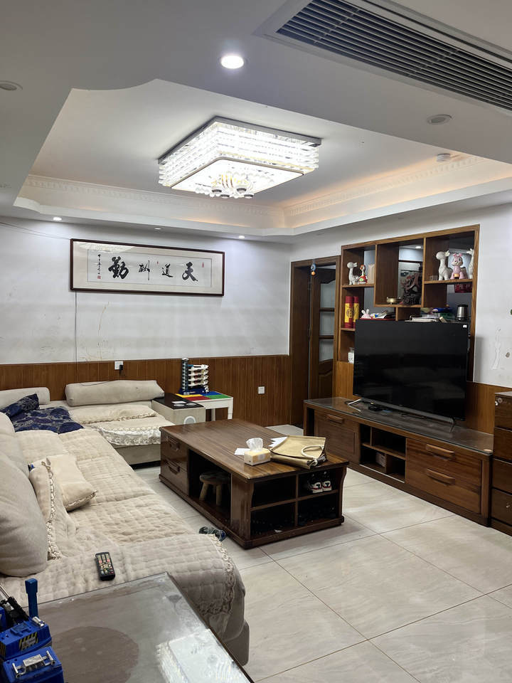 新長(zhǎng)海廣場(chǎng)（新長(zhǎng)海中心）法拍房C、D棟1508室