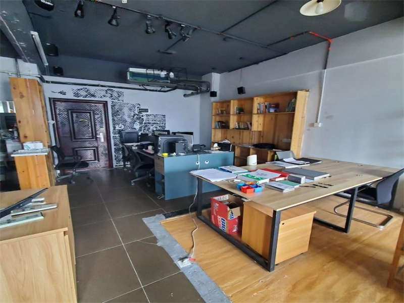 萬坤圖財(cái)富廣場(chǎng)（萬坤圖商業(yè)廣場(chǎng)）法拍房2-1811/1812號(hào)