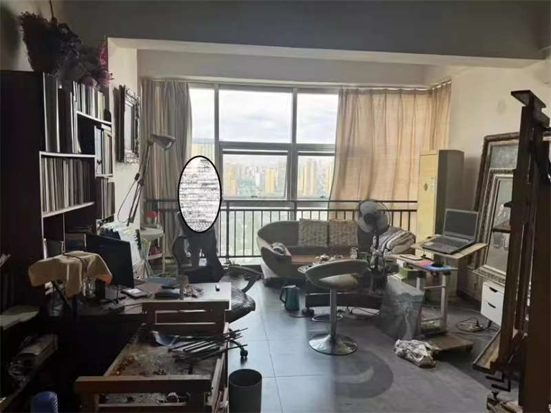 恒泰廣場(chǎng)（恒泰商業(yè)廣場(chǎng)）法拍房1棟（塔樓）、5棟（塔樓）、商業(yè)（裙房）、地下室2018房