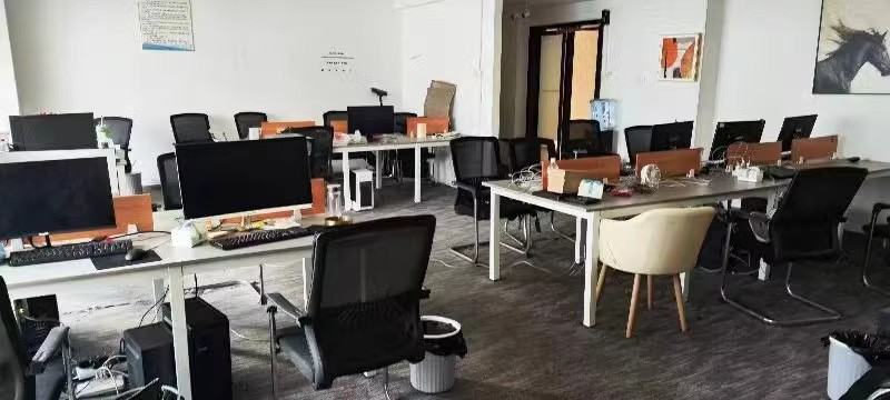 復(fù)地星光天地（復(fù)地星光商業(yè)廣場(chǎng)）法拍房4號(hào)樓1005室、1006室、1007室