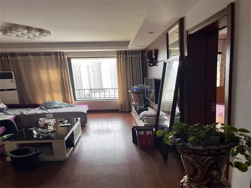 萬(wàn)科金域華府法拍房三、四期2棟、3棟、商業(yè)B區(qū)2414號(hào)