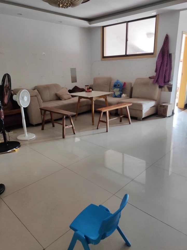 長沙縣公安局單位房(公安局宿舍)法拍房1棟501室 長沙縣公安局單位房(公安局宿舍)法拍房1棟501室