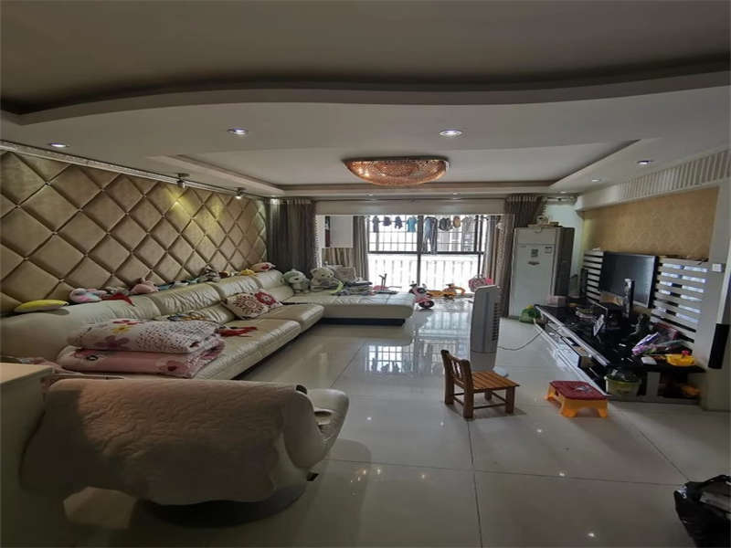 德潤園法拍房二期潤豪苑5棟1235號(hào)