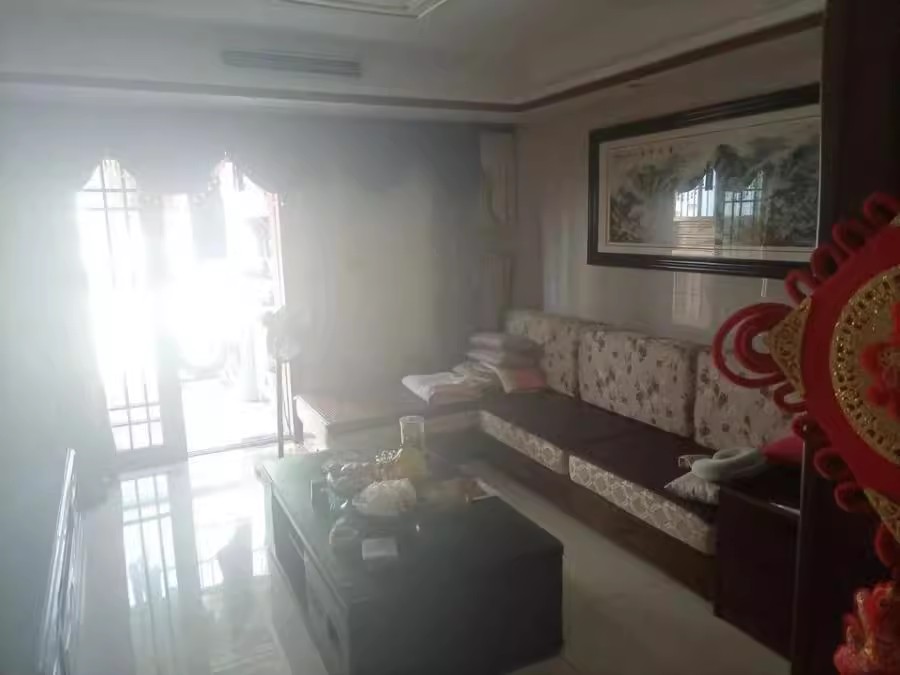 尚東紫郡新寓法拍房E棟1613、1614