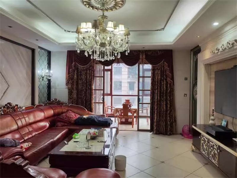 (大露臺(tái) 頂復(fù))共和世家法拍房9棟1101室 (大露臺(tái) 頂復(fù))共和世家法拍房9棟1101室