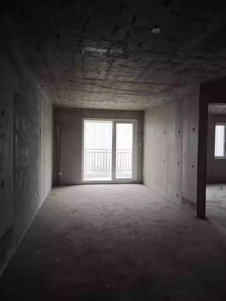 （帶集中供暖）芙蓉萬國城MOMA法拍房9棟1605房