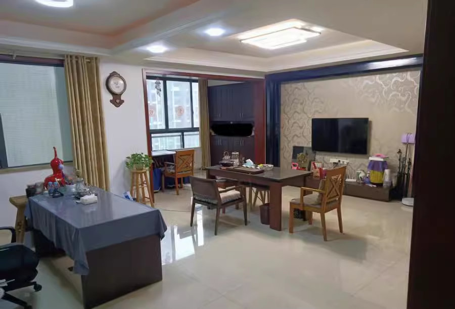 藏瓏湖上國際花園法拍房2-8棟2201房