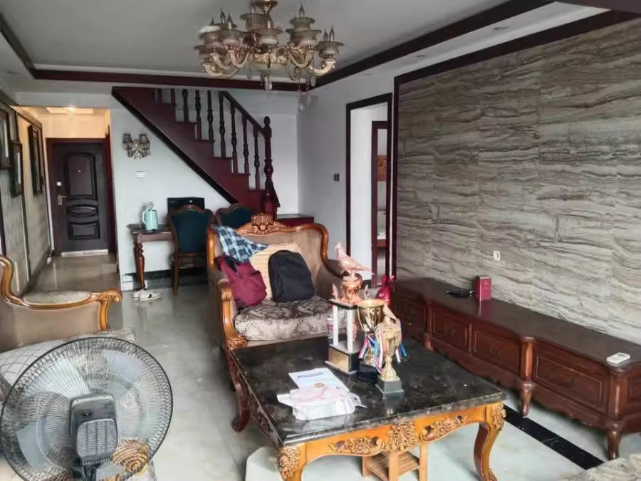 (露臺 頂復)五礦紫湖香醍(龍灣國際三期)法拍房2030棟1804房 (露臺 頂復)五礦紫湖香醍(龍灣國際三期)法拍房2030棟1804房