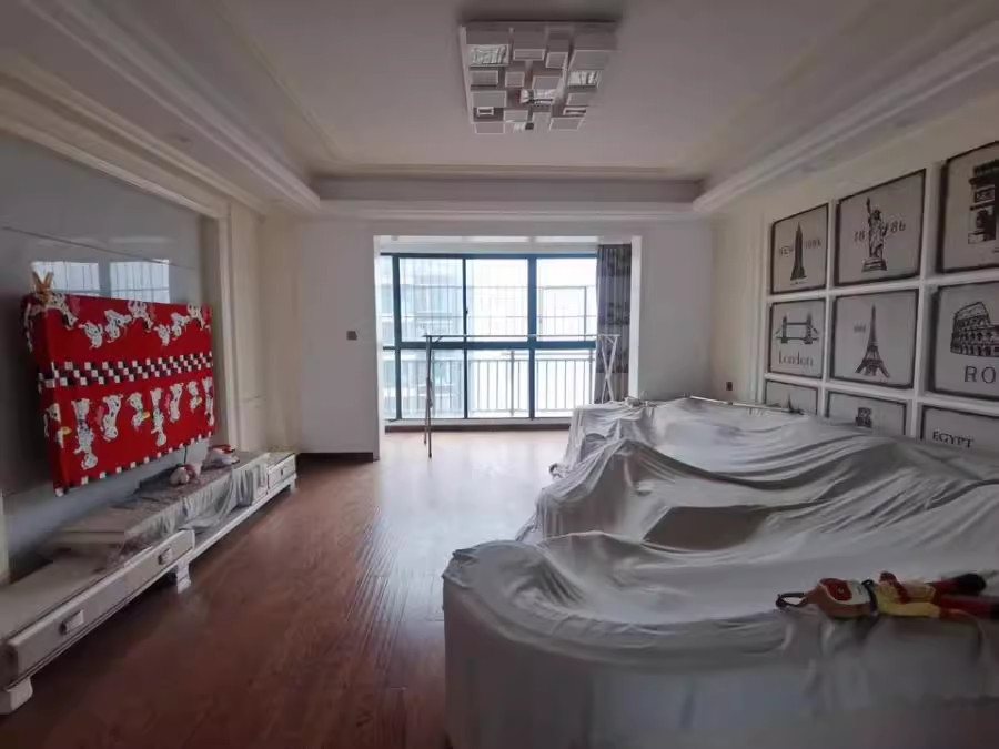 涉外國(guó)際公館（麓谷公館）法拍房2棟1602房