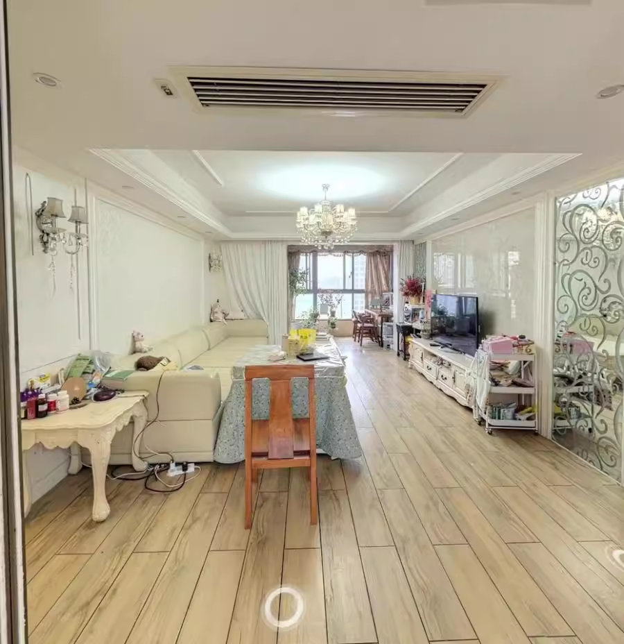 （雙學(xué)位）北辰三角洲奧城D3區(qū)法拍房7棟2603號(hào)房