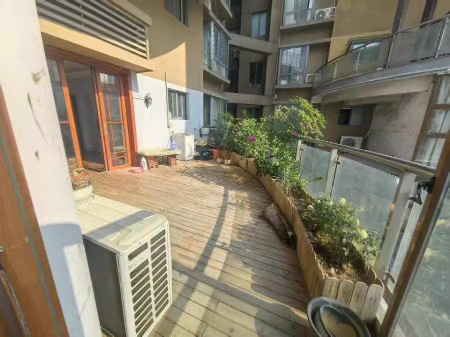 （雙學(xué)位 超大陽臺(tái)）湘江世紀(jì)城富灣國際法拍房5棟2001號(hào)房