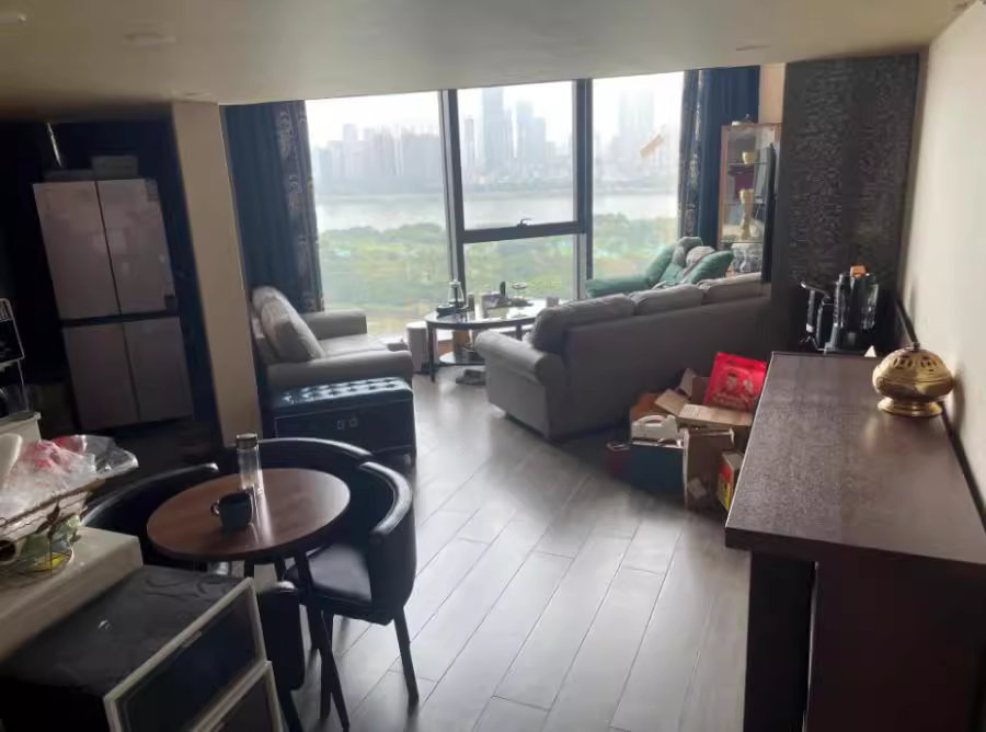 (一線江景公寓)圖鴻大廈法拍房1717號(hào)房 (一線江景公寓)圖鴻大廈法拍房1717號(hào)房