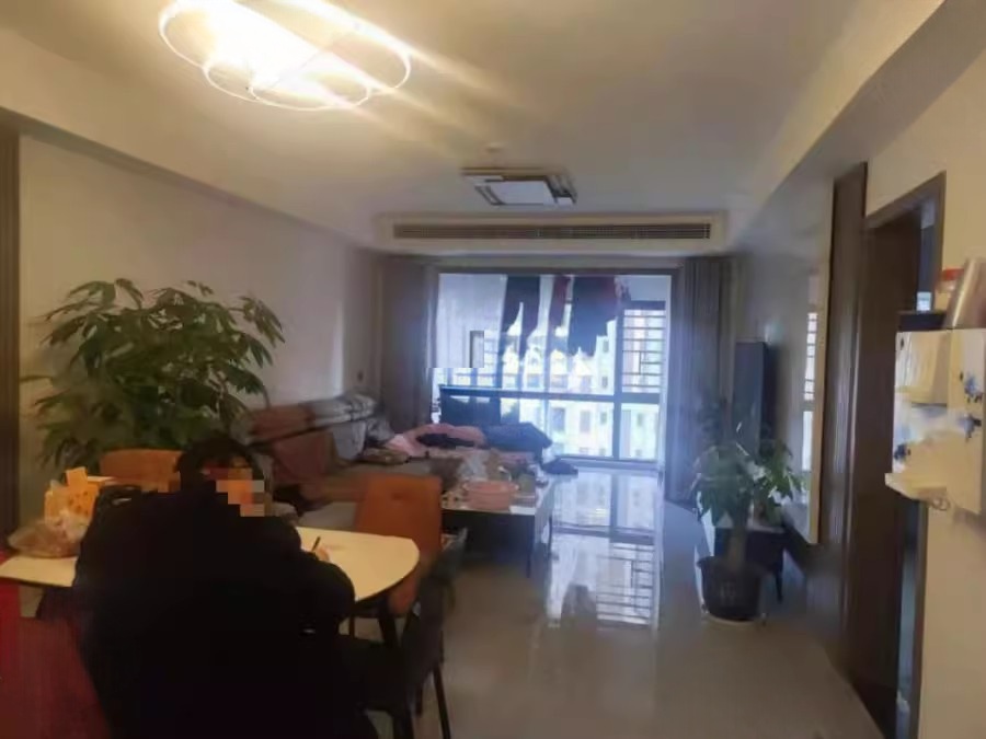 陽(yáng)光城尚東灣愉景苑法拍房4棟2605號(hào)（雙學(xué)區(qū)）